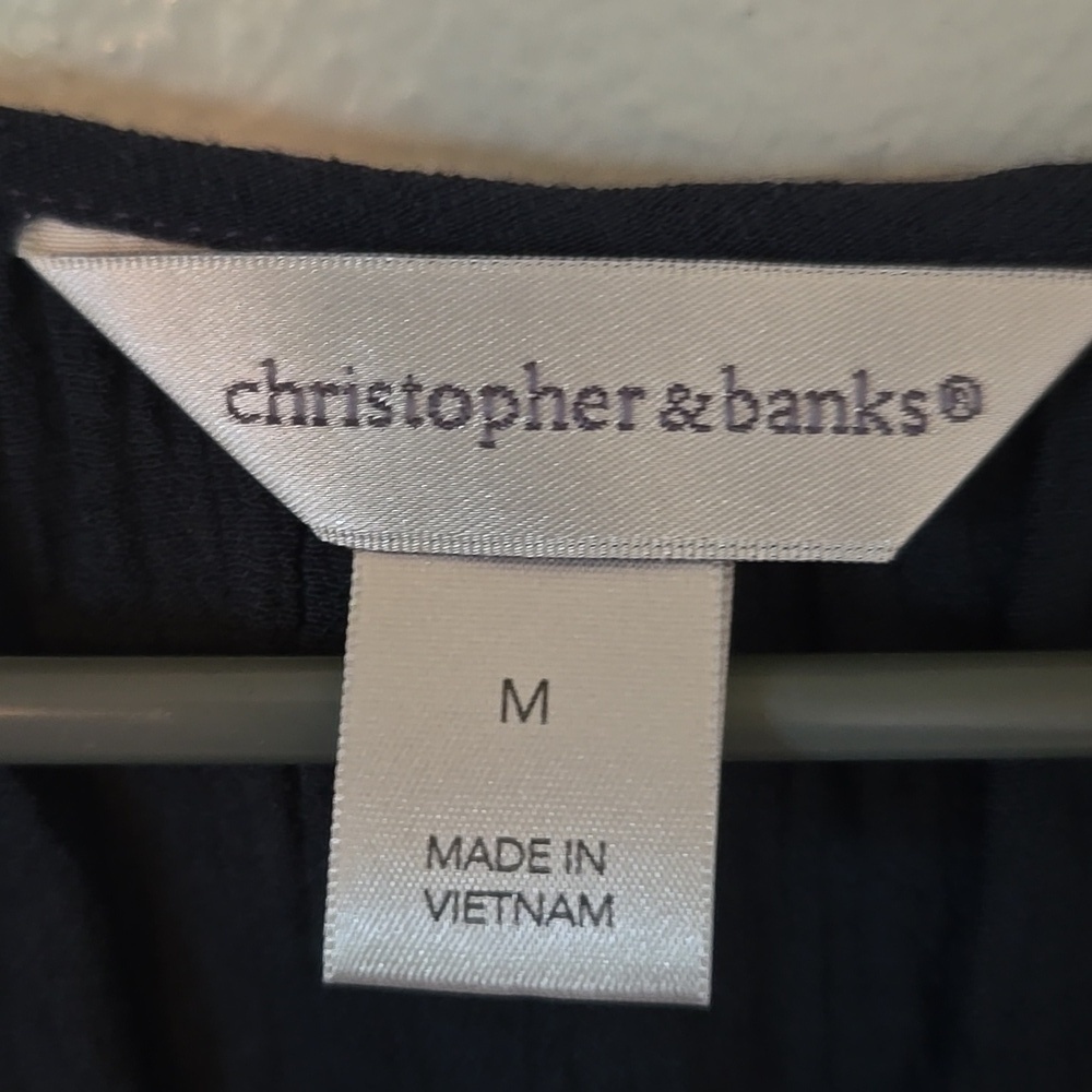 Christopher & Banks Navy Embroidered Top Size Medium - Picture 6 of 8